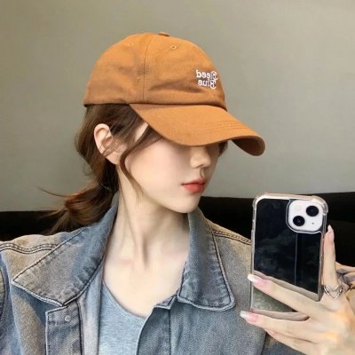 小姑娘艾萝依