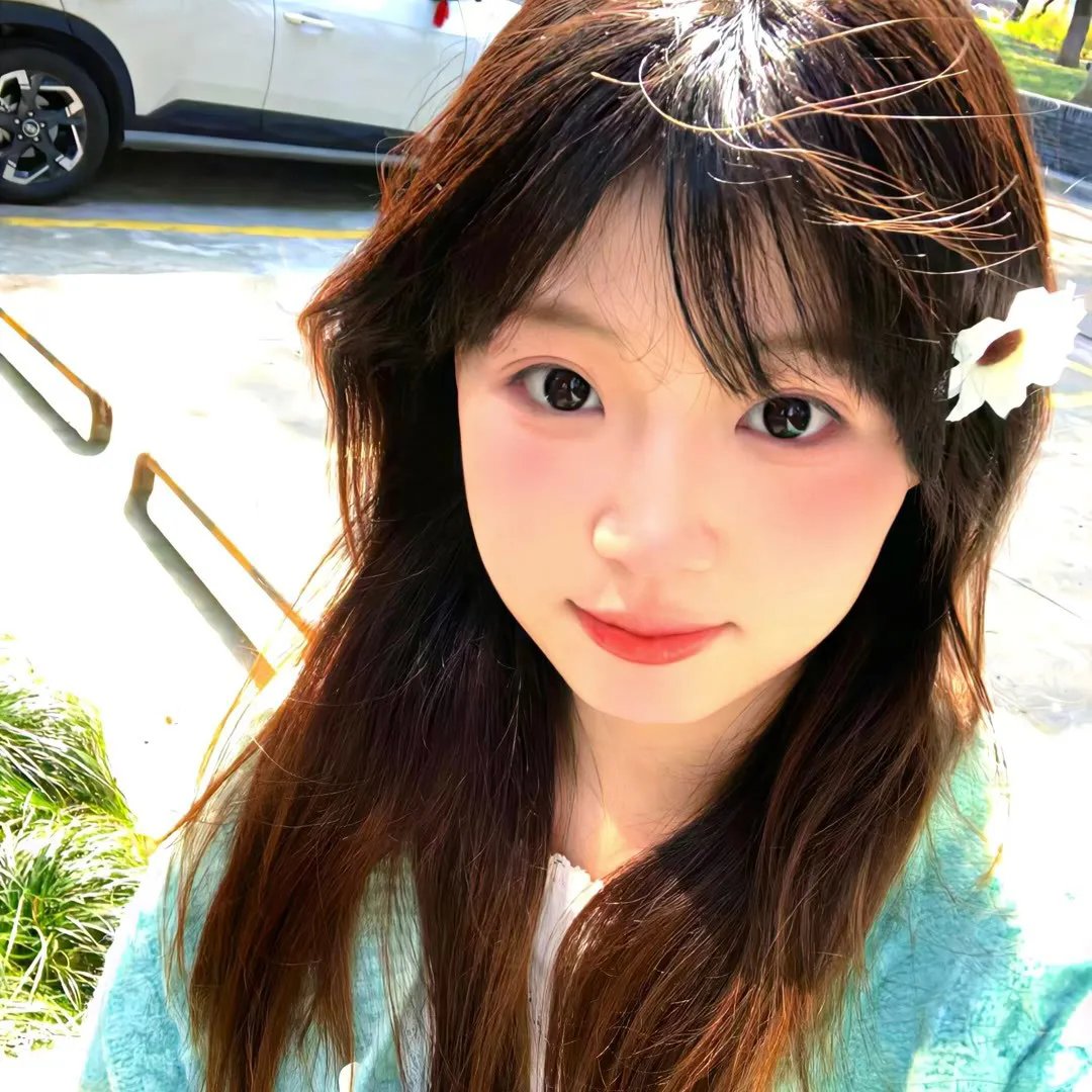 忧郁小女孩